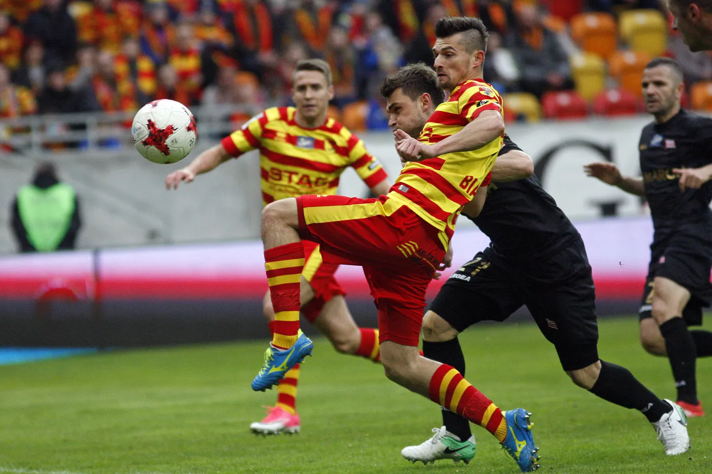 Lotto Ekstraklasa: Świąteczny prezent dla Legii. Remis w meczu Jagiellonii z Cracovią