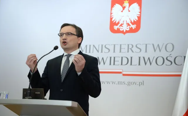 OPINIA Sądu Najwyższego: Władza przez fakty dokonane zmienia konstytucyjny ustrój państwa