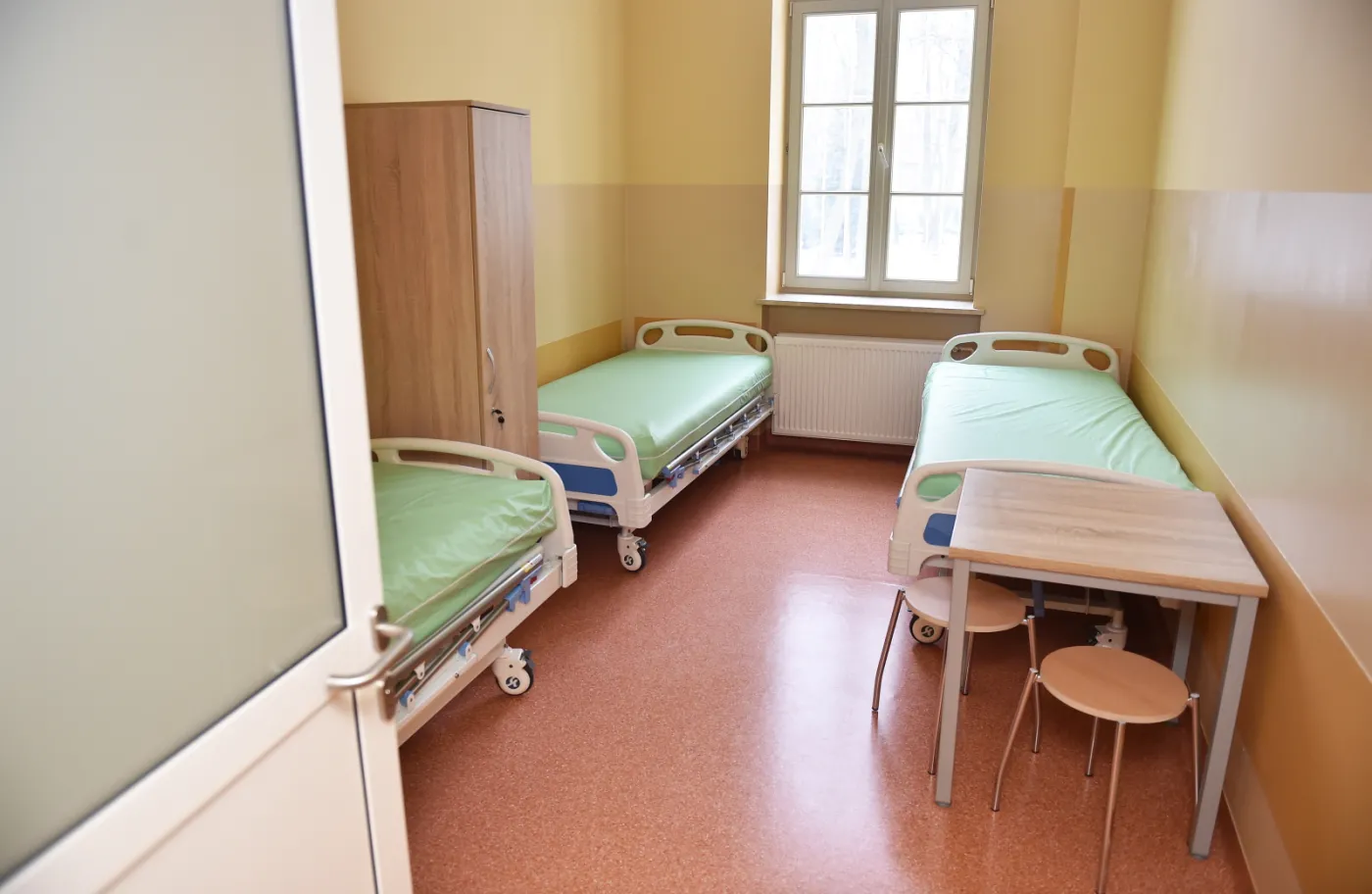9882269-szpital-babinskiego-w-krakowie.jpg