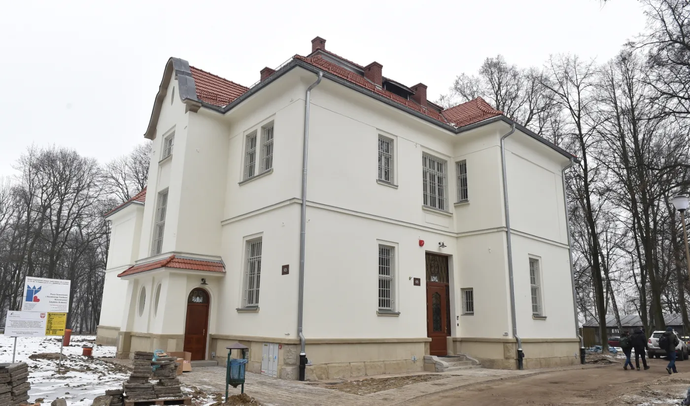 9882333-szpital-babinskiego-w-krakowie.jpg