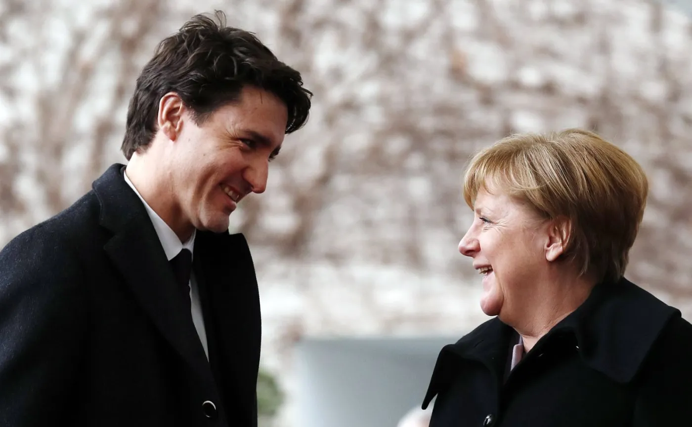 9892650-justin-trudeau-i-angela-merkel.jpg
