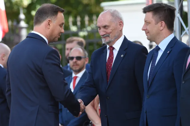 Macierewicz: Ambicje personalne nie mogą szkodzić armii i bezpieczeństwu państwa