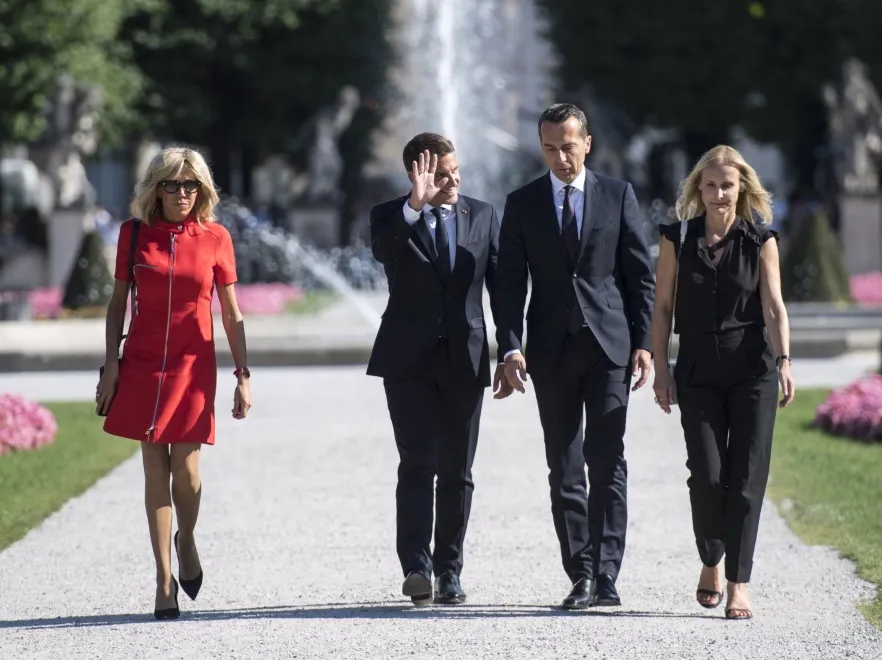 10395500-brigitte-macron-emmanuel-macron.jpg
