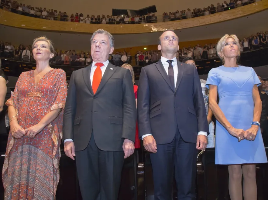 Maria Clemencia Rodriguez;  Juan Manuel Santos; Emmanuel Macron; Brigitte Macron