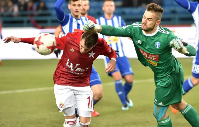 Ekstraklasa: W pojedynku Wisły z Wisłą lepsza ta z Płocka