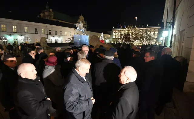 Spotkanie klubu PiS z prezydentem Dudą. Kaczyńskiego nie było