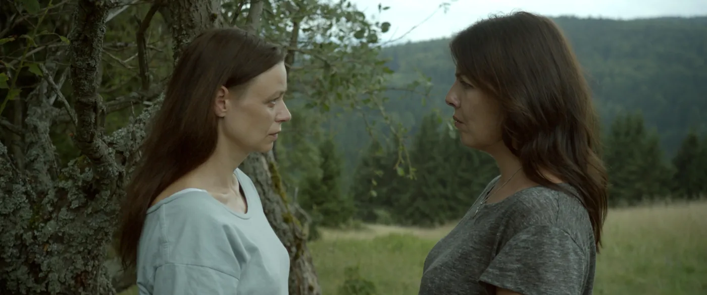 Kadr z filmu "Wieża. Jasny dzień". 