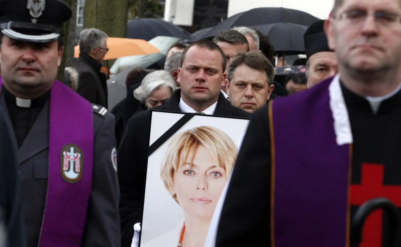 Uroczystości porzebowe Izabeli Jarugi-Nowackiej