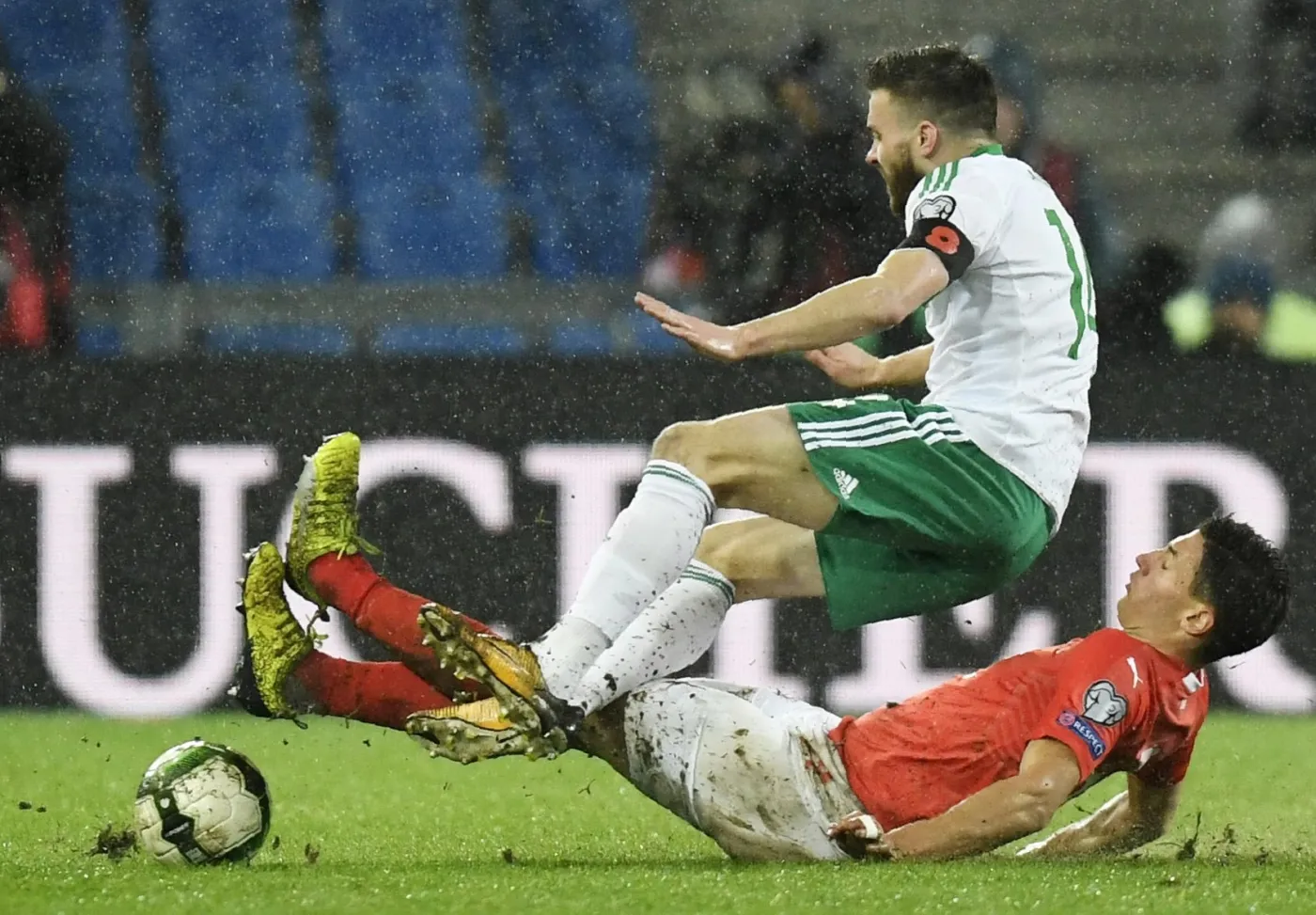 Fabian Schaer i Stuart Dallas