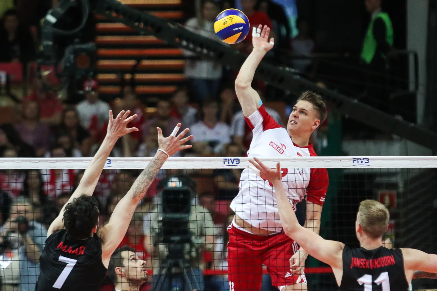 Jan Nowakowski (C) oraz Stephen Maar (L) i Daniel Vandoorn (P)