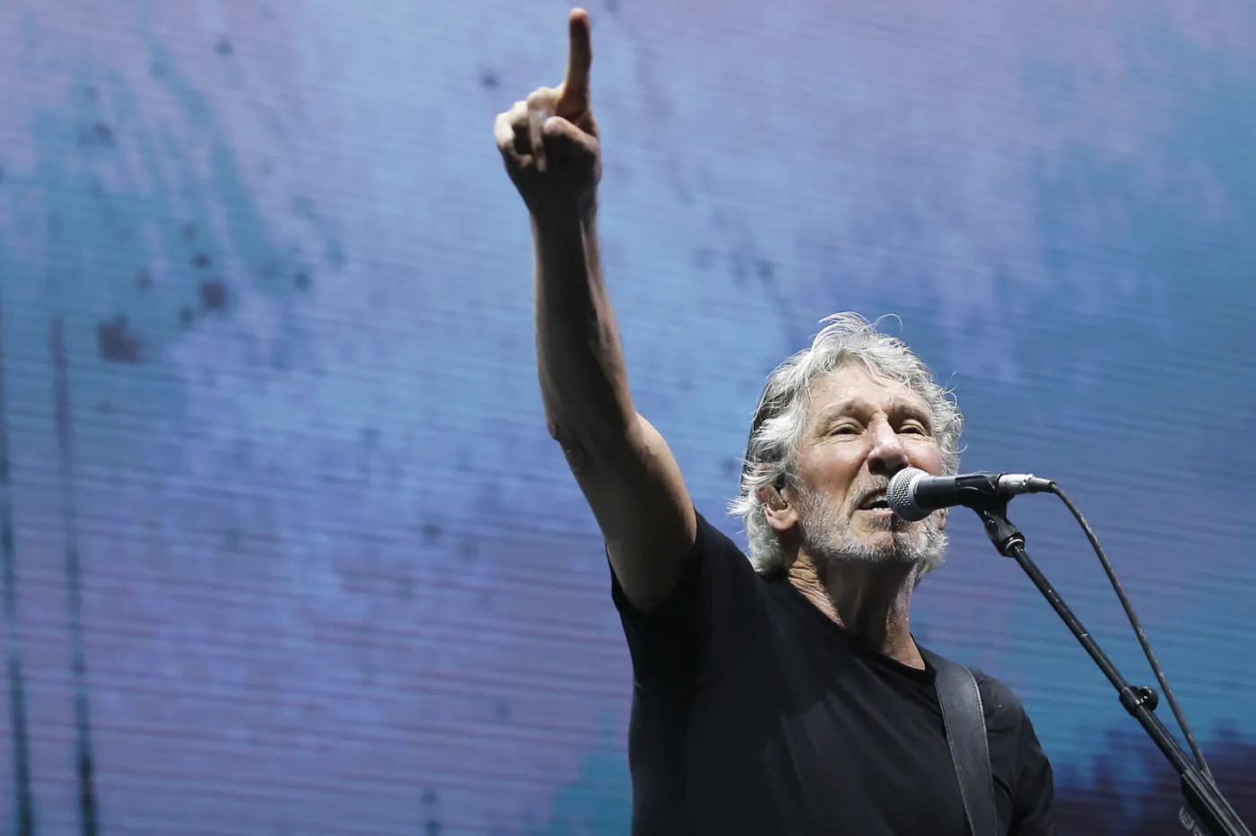 10981273-roger-waters-podczas-koncertu-w.jpg