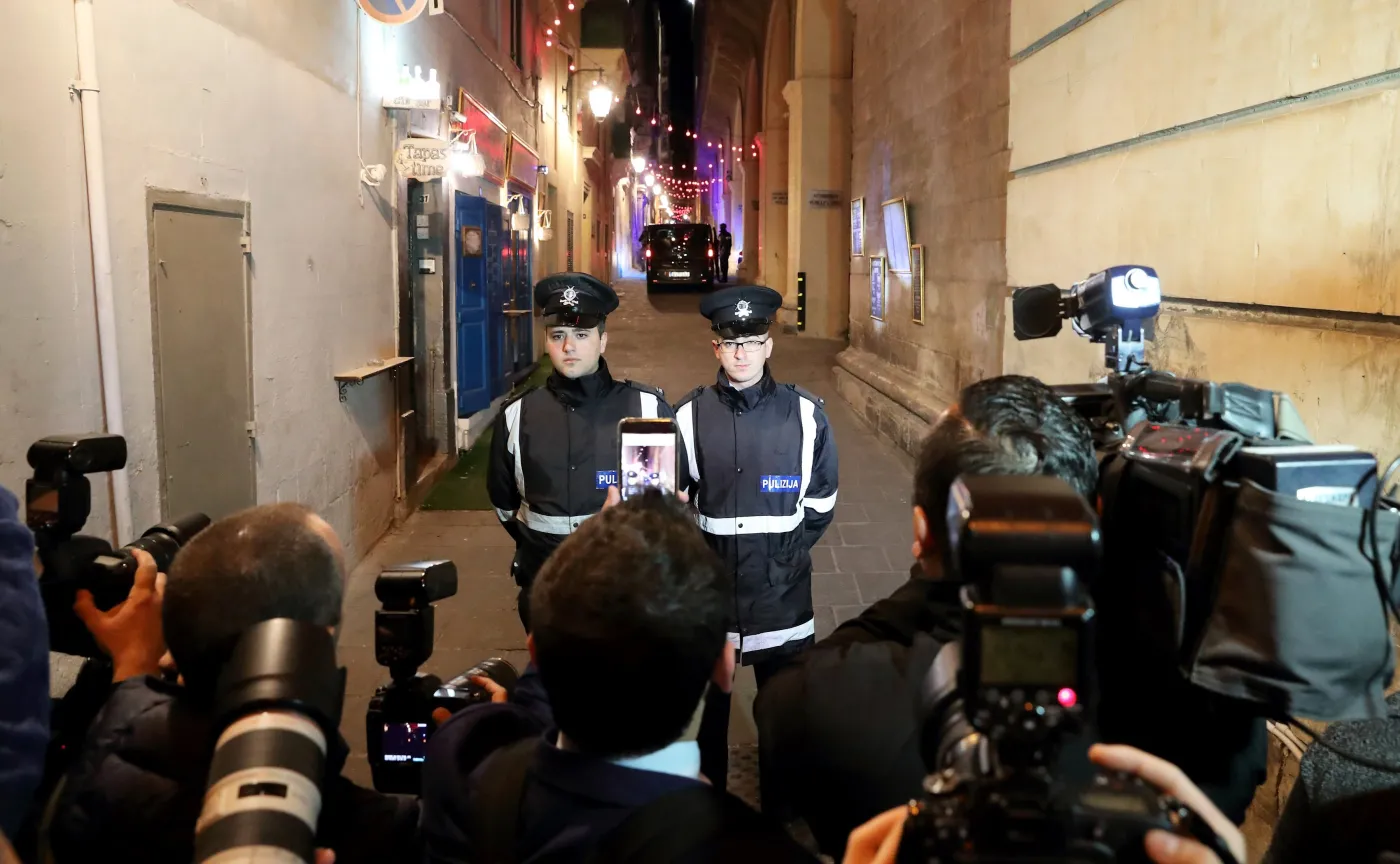 Święte krowy w mafijnym państwie UE. "Rząd przeprowadził skuteczną kampanię nienawiści"