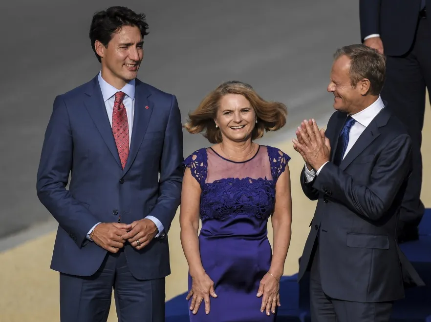 Melania, Brigitte i Małgorzata. Małżonka Donalda Tuska w trójce najlepiej wyglądających kobiet na szczycie NATO. FOTO