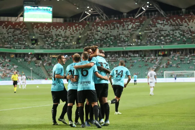 Kompromitacja, wstyd, żenada! Legia przegrała z "kelnerami" z Luksemburga