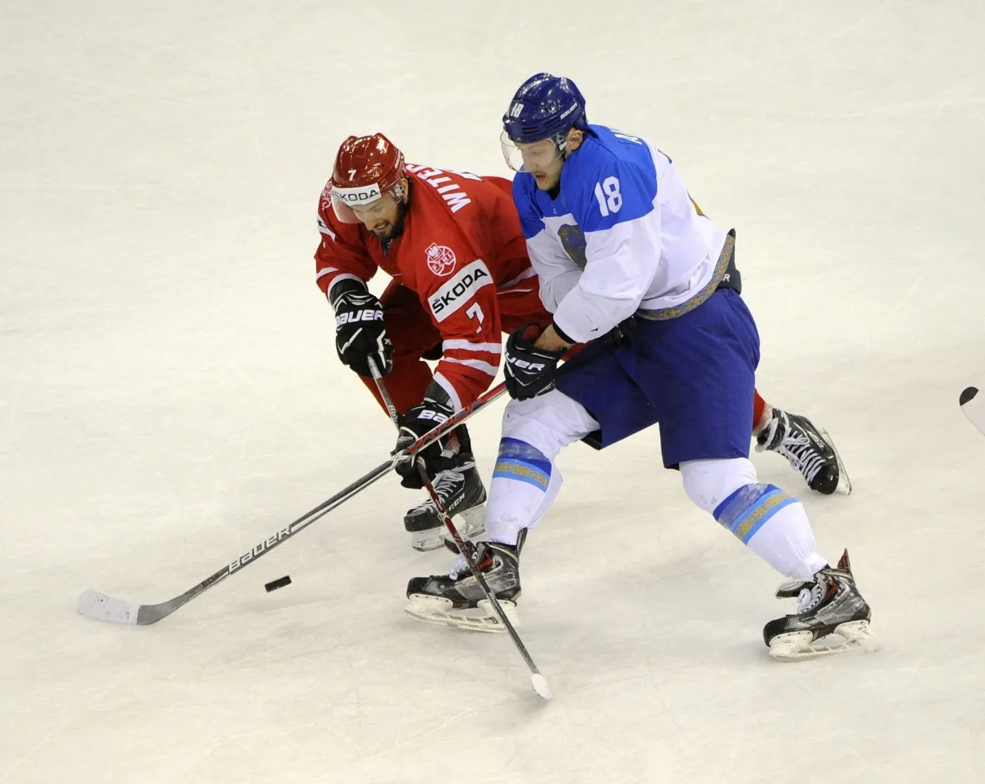 Pavel Akolzin i Jakub Witecki