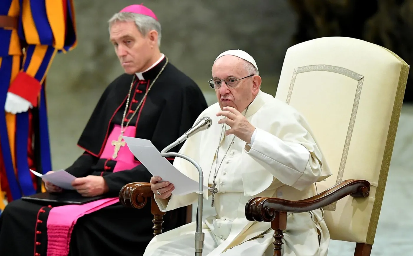 Papież Franciszek i niemiecki arcybiskup Georg Gaenswein