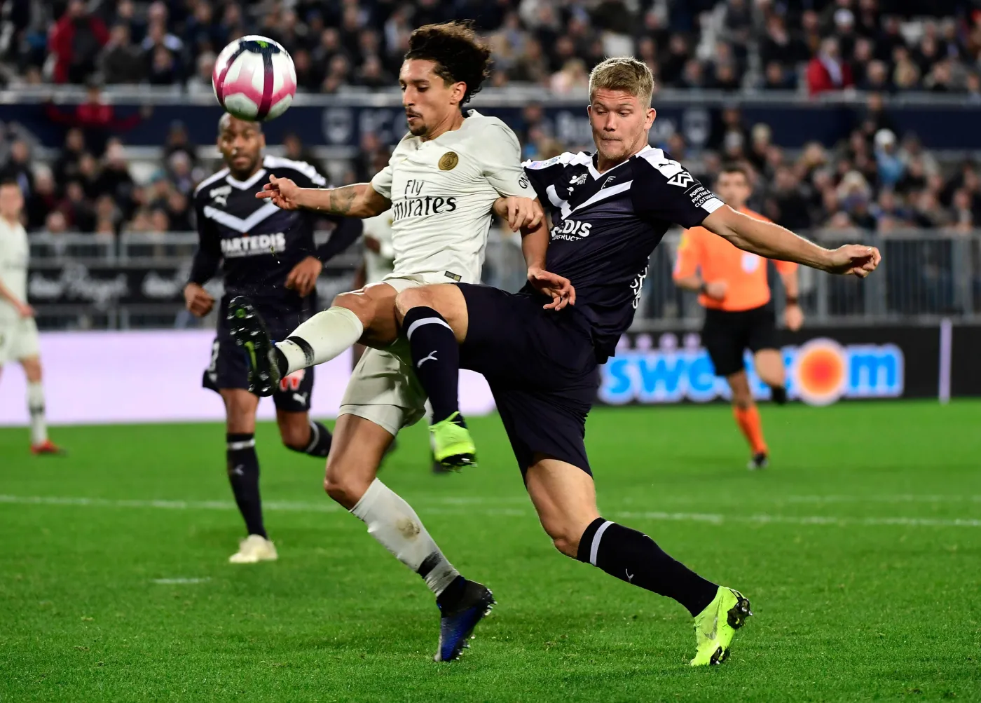 Andreas Cornelius i Marquinhos