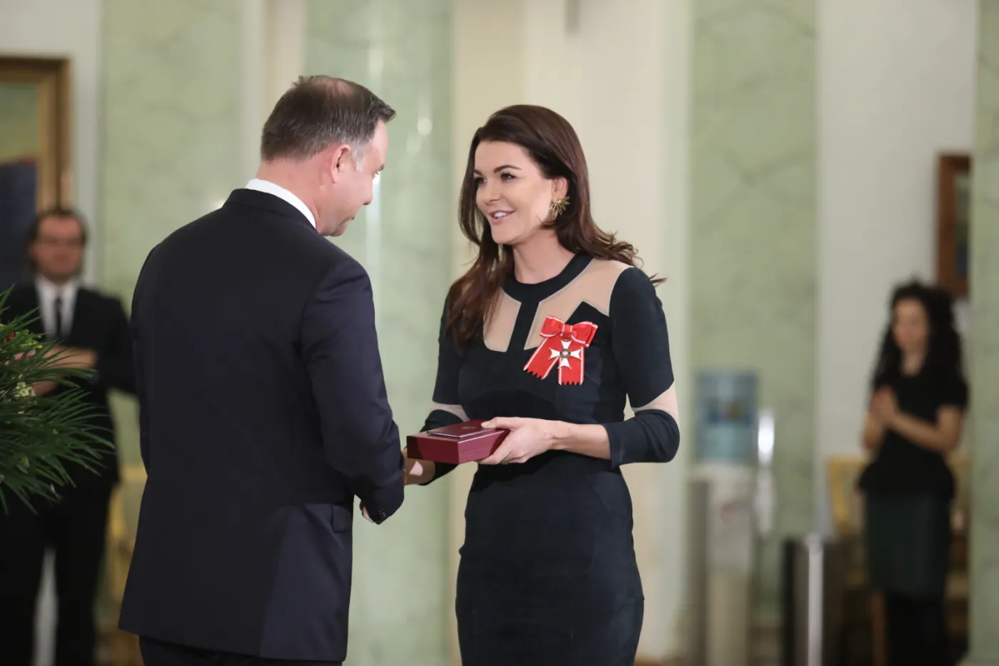 12010906-prezydent-andrzej-duda-odznacza.jpg