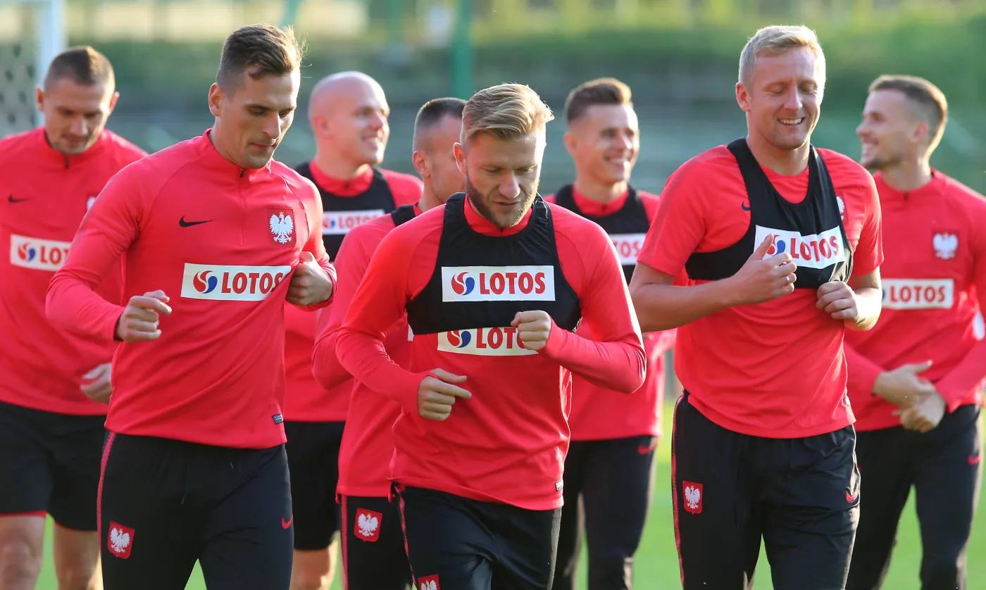 Piłkarze reprezentacji Polski Arkadiusz Milik (2L), Jakub Błaszczykowski (C) i Kamil Glik (2P)