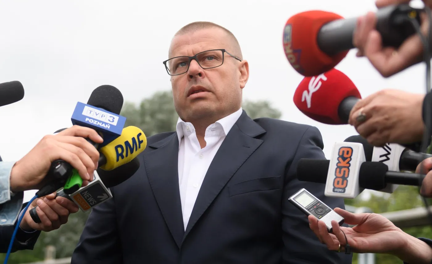 Co było powodem dymisji byłego szefa policji Zbigniewa Maja? RMF FM: Jest zaskakujący zwrot
