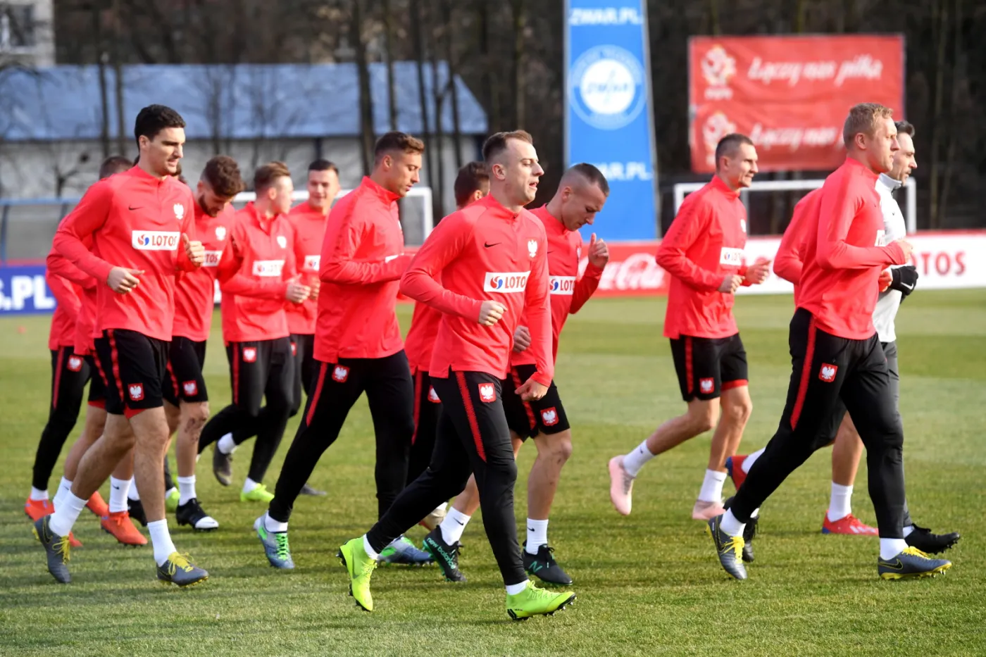 Piłkarze reprezentacji Polski podczas treningu kadry
