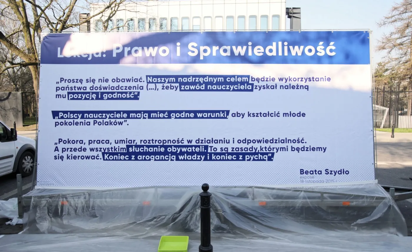 12249831-strajk-w-jednej-z-warszawskich.jpg