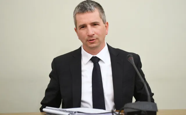 Szczurek przed komisją o uszczelnianiu VAT: Nie było klimatu do "strzelania z biodra"