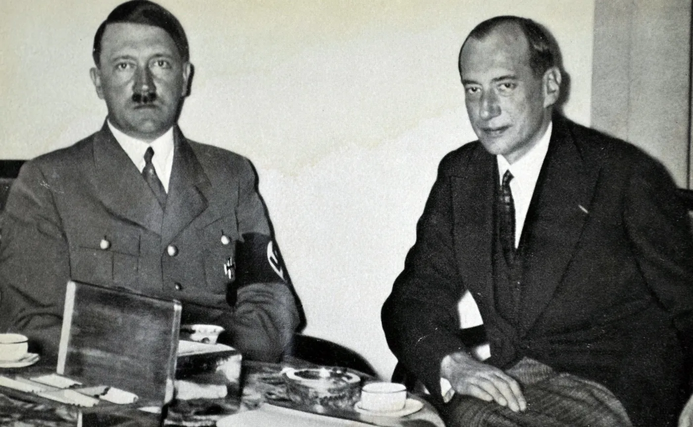 Józef Beck podczas spotkania z Adolfem Hitlerem