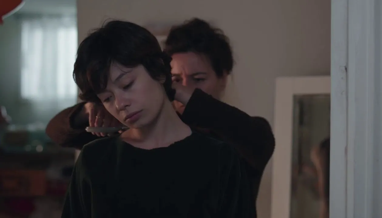 Kadr z filmu "Podróż do pokoju matki"