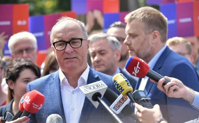 Lewica dopina listy. Czarzasty "jedynką" w Sosnowcu, były szef TVP - w Toruniu