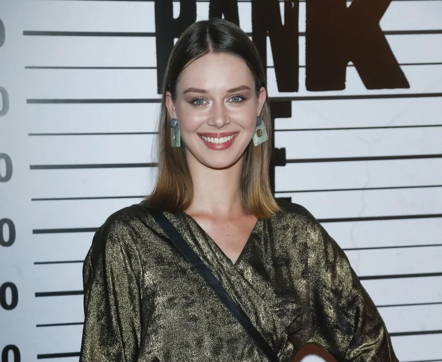 Emma Giegżno na premierze filmu "Na bank się uda"