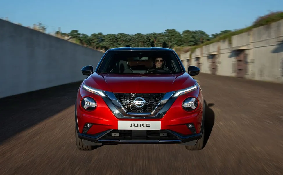 12570961-new-nissan-juke-unveil-dynamic.jpg
