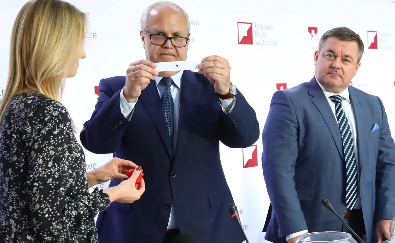 Losowanie jednolitych numerów komitetów wyborczych w związku z wyborami do Sejmu i Senatu 2019