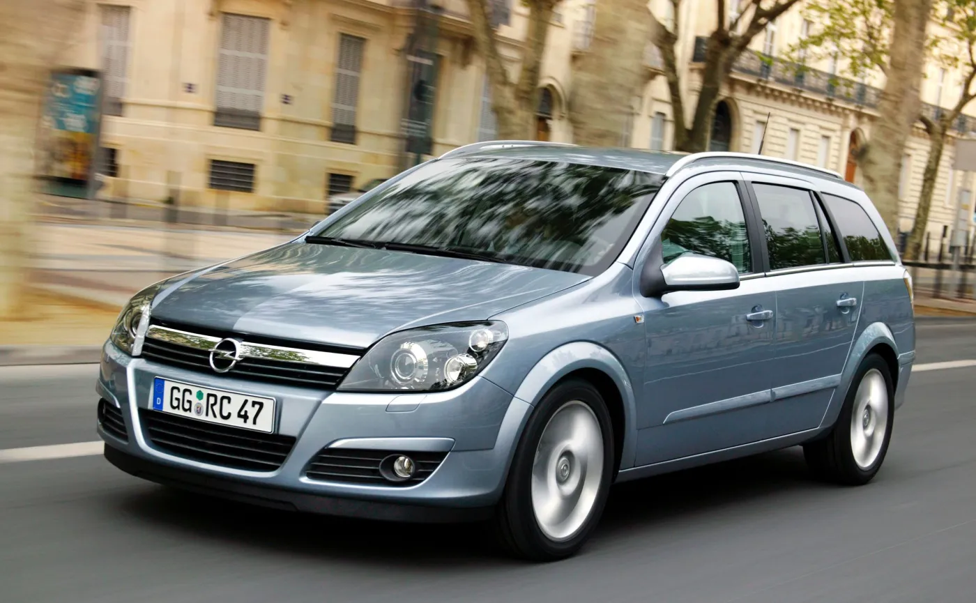 9004762-opel-astra-h-caravan-2004-2010.jpg