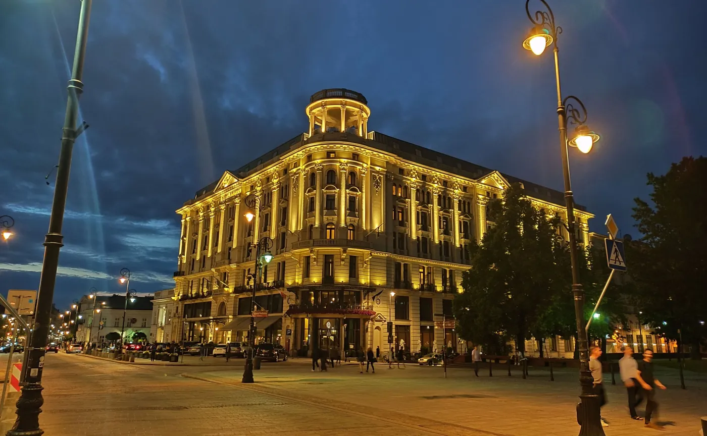 12393632-zdjecie-wykonane-oppo-reno-tryb.jpg
