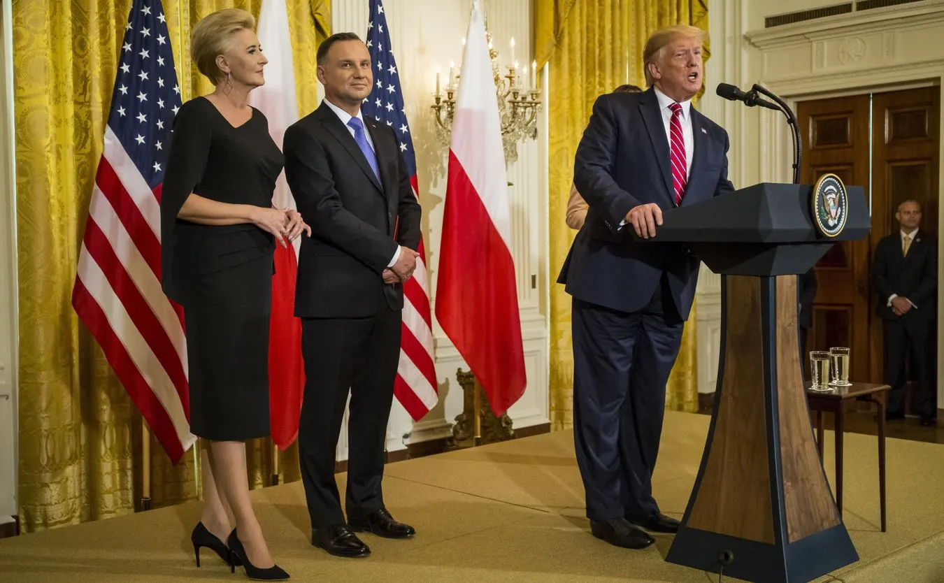 Donald Trump oraz Andrzej Duda z małżonką