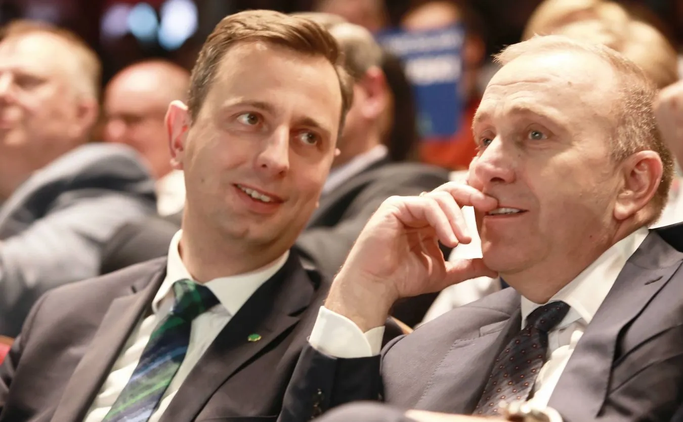 Władysław Kosiniak-Kamysz (PSL) z Grzegorzem Schetyną (PO)