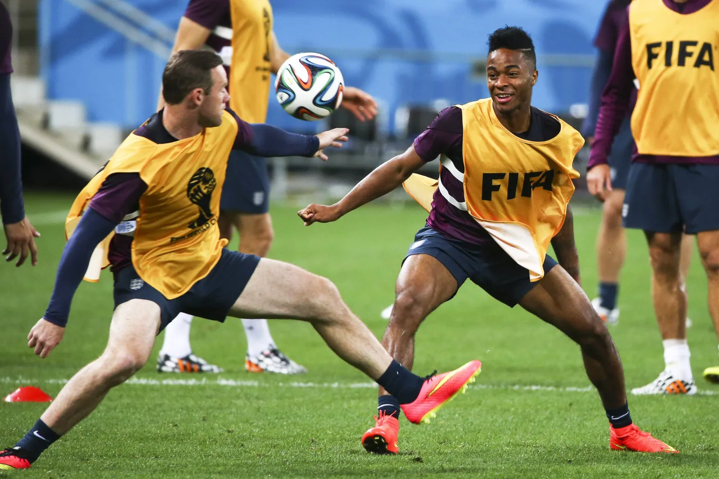 Wayne Rooney i Raheem Sterling