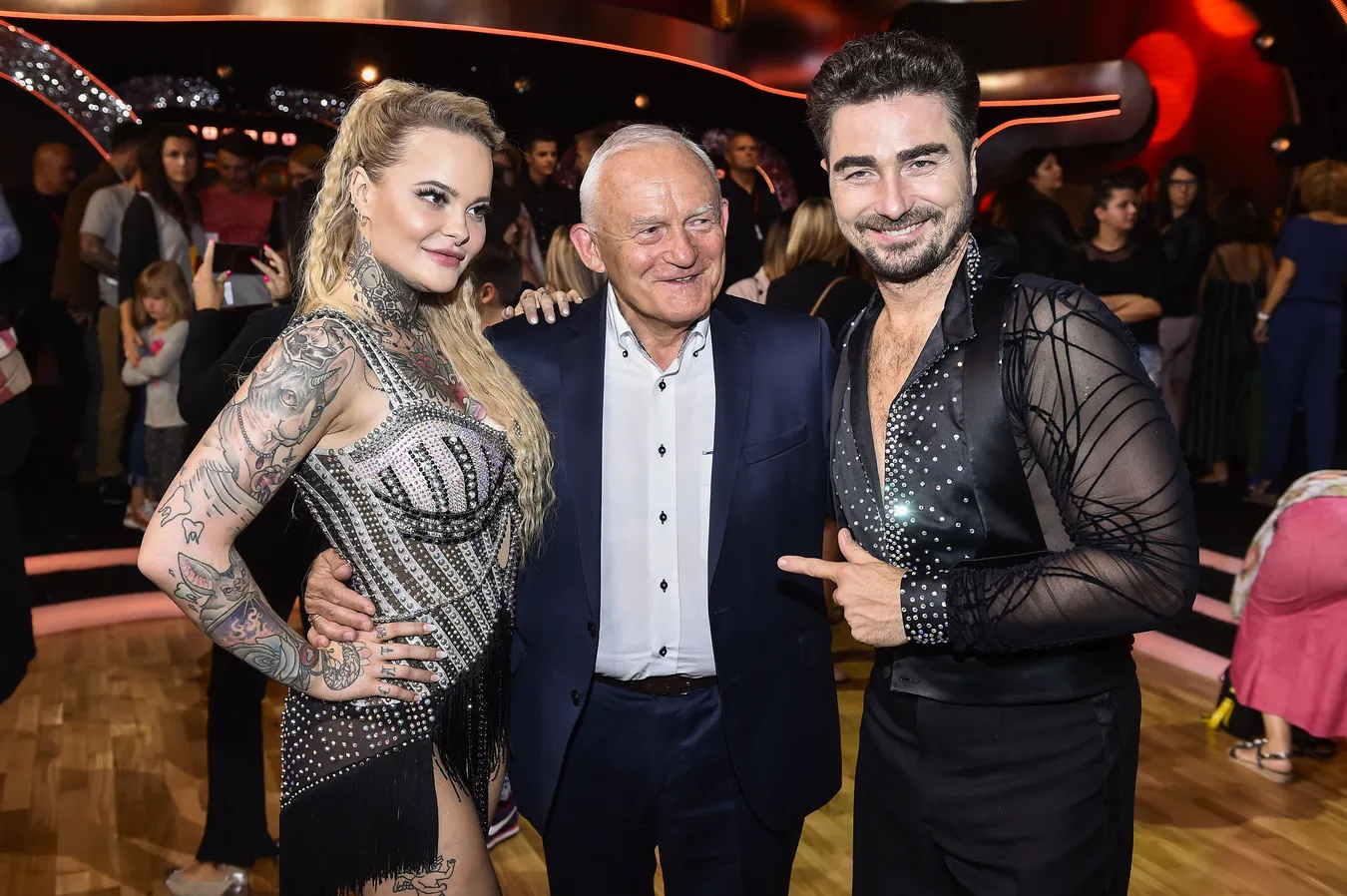 Leszek Miller na parkiecie "Tańca z gwiazdami". Były premier zatańczy z wnuczką