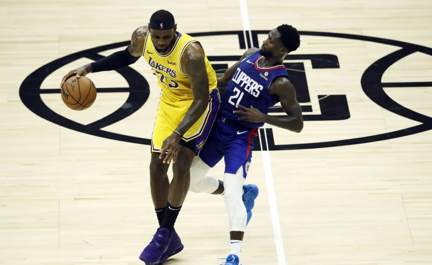 W derbach LA lepsi okazali się Clippers