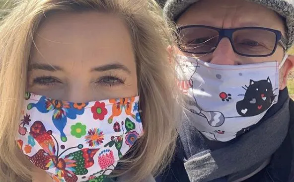 Zamachowscy na ślubie przyjaciół w czasach pandemii: Ciekawe doświadczenie