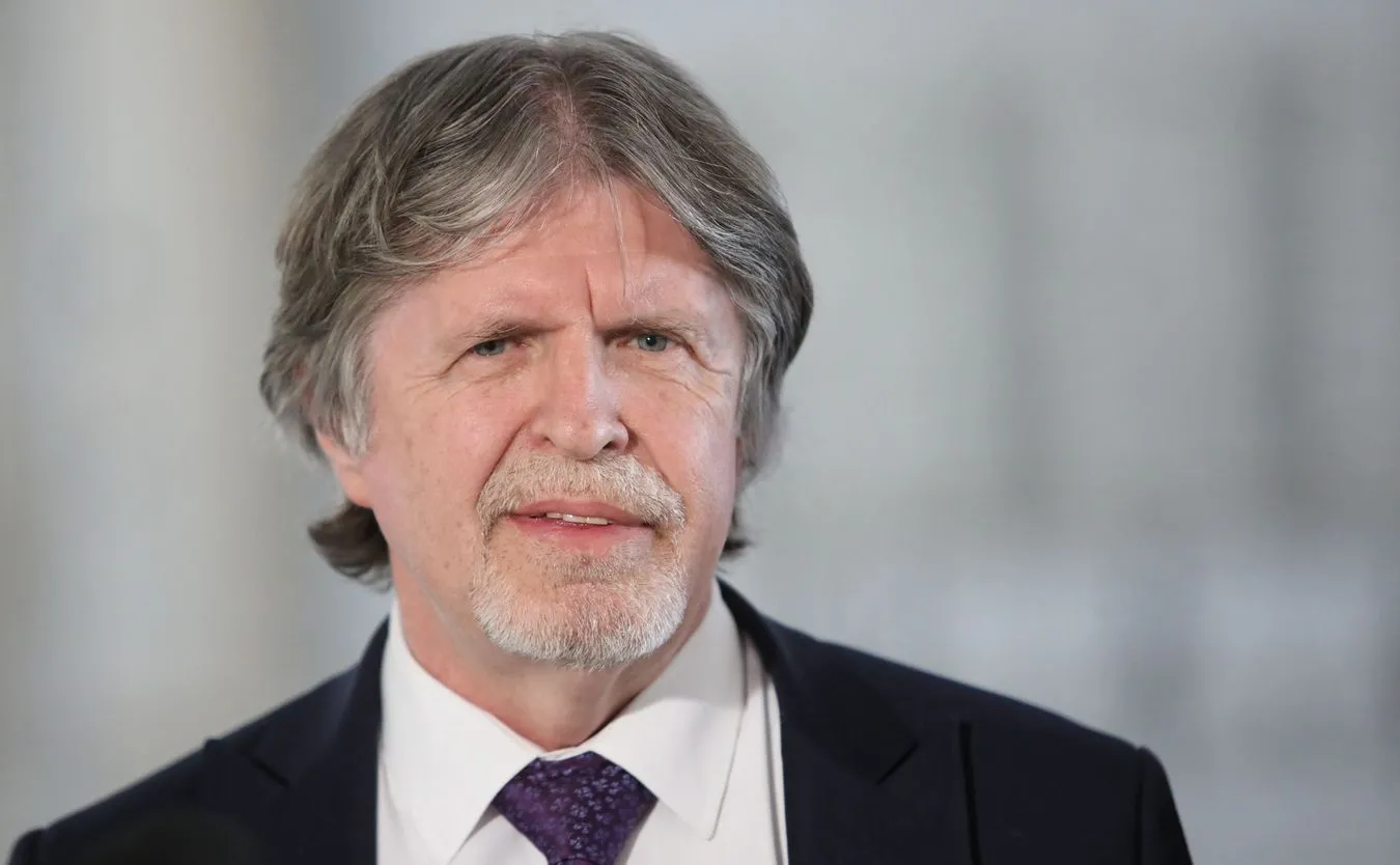 Sośnierz: Mamy jedną z najgorszych krzywych przebiegu epidemii w Europie. Gorszą ma Białoruś, Rosja