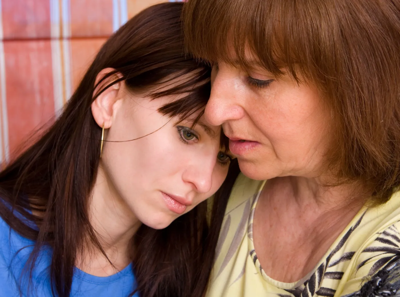 kobiety problem smutek depresja mama i córka