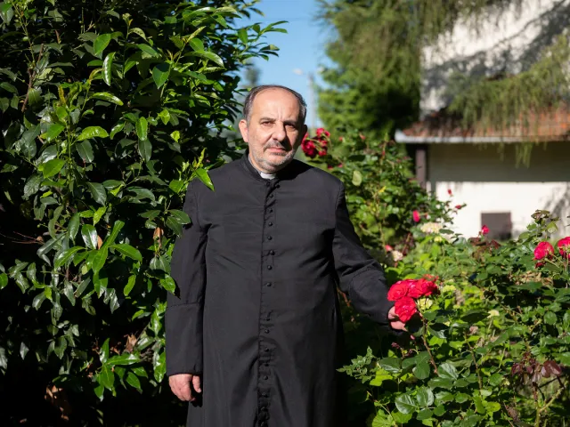 Pedofilia w Kościele. Ks. Isakowicz-Zaleski: Znowu mamy sojusz ołtarza z tronem [RigamontiRazy2]