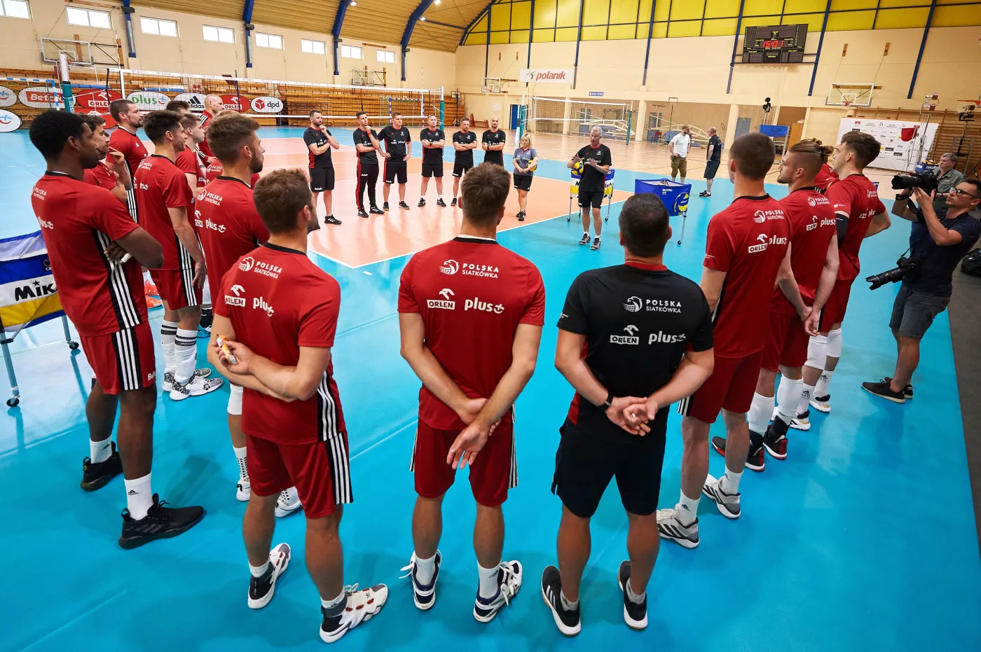 Siatkarze reprezentacji Polski zaprojektowali... skocznię narciarską