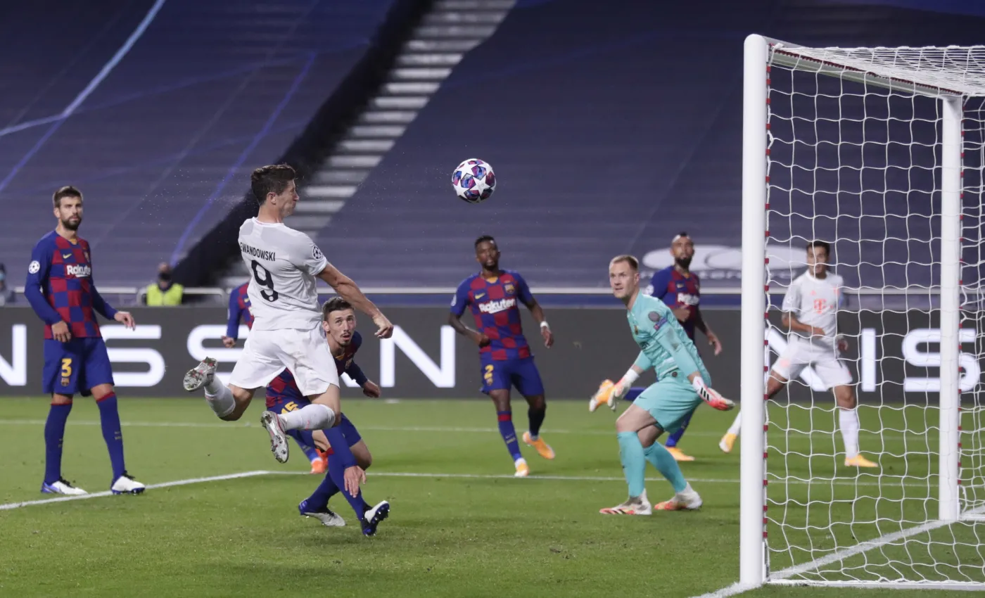 Bayern upokorzył Barcelonę. Lewandowski lepszy od Messiego. Gol i asysta Polaka