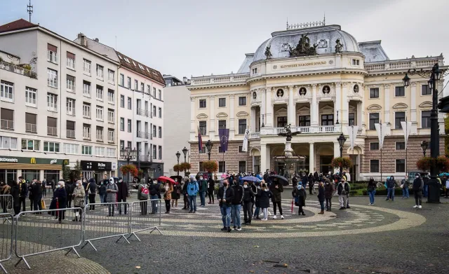 Wielka weekendowa operacja na Słowacji. Prawie 4 mln testów na koronawirusa