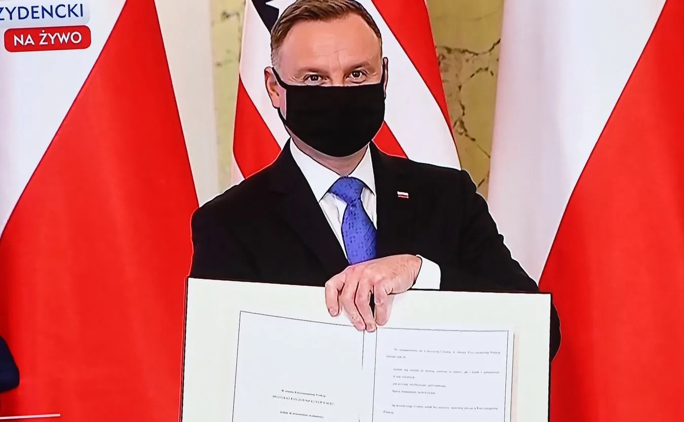 Andrzej Duda ratyfikował umowę między rządem Rzeczypospolitej Polskiej a rządem Stanów Zjednoczonych Ameryki o wzmocnionej współpracy obronnej
