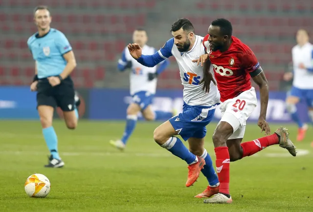 Fatalna pierwsza połowa i zasłużona porażka Lecha w Lidze Europy