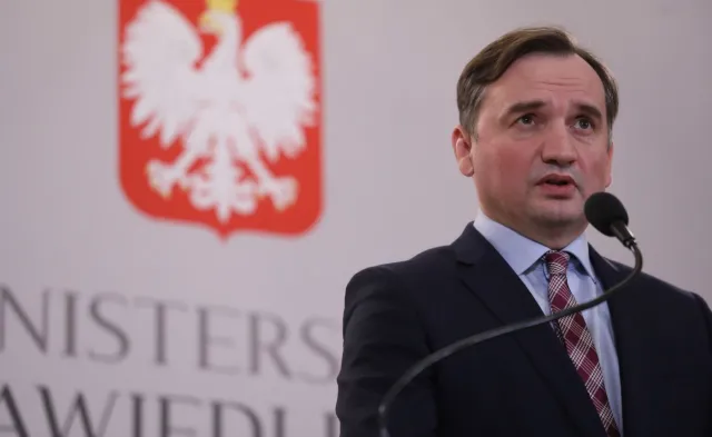 Wolność słowa w Internecie. Ziobro ma projekt ustawy. "My chcemy wyważyć..."